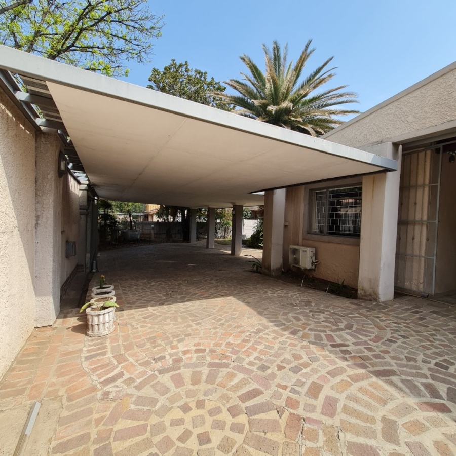 6 Bedroom Property for Sale in Sasolburg Free State